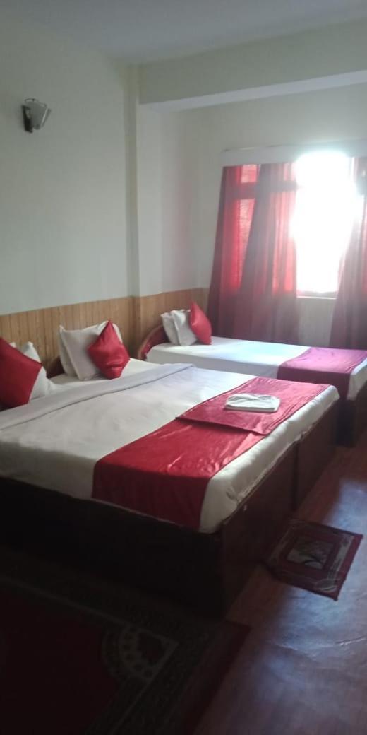 Hotel View Point Гангток Екстериор снимка